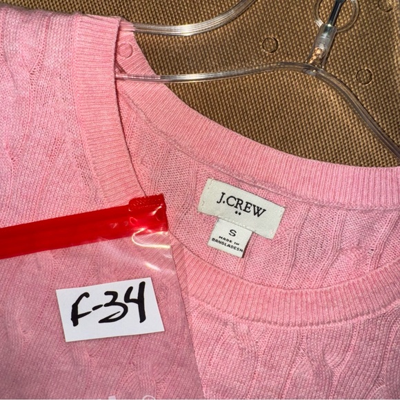 J.Crew Pink Cable Knit Crew Neck Vest Sweater Size S
In Excellent Condition - Picture 5 of 11